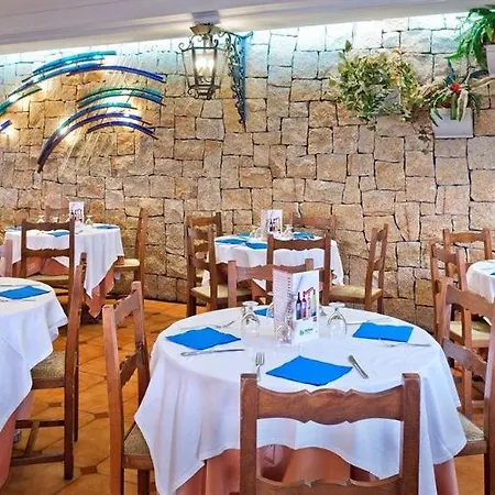 ホテル Vila De カレーリャ